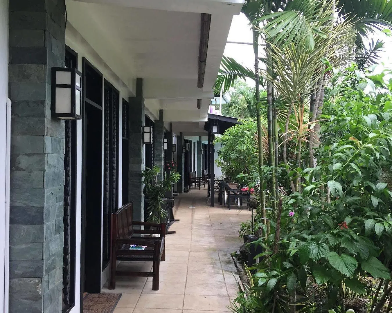 ***  La Pernela Resort Biking Philippinen